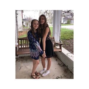 Meet your Posher, Chloe